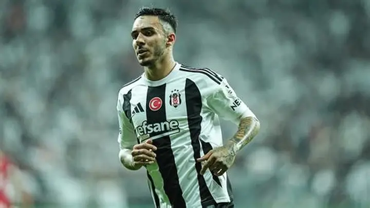 Beşiktaş’ta Emirhan Topçu Savunmanın Kilit İsmi!