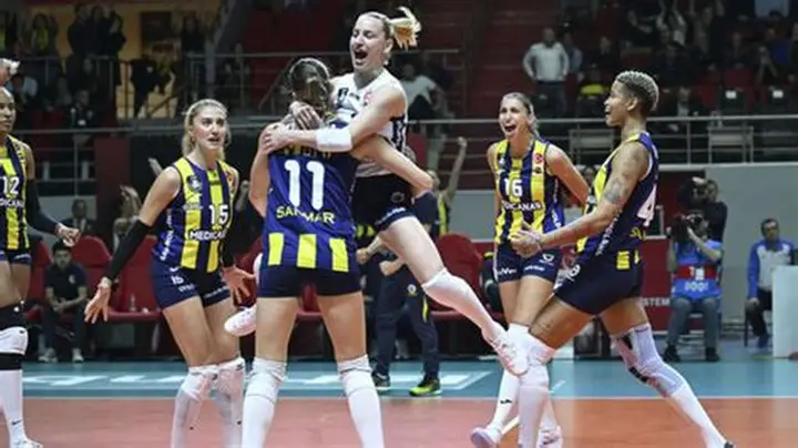 Altekma, Akkuş Deplasmanında Kritik Voleybol Maçı İçin Sahada!