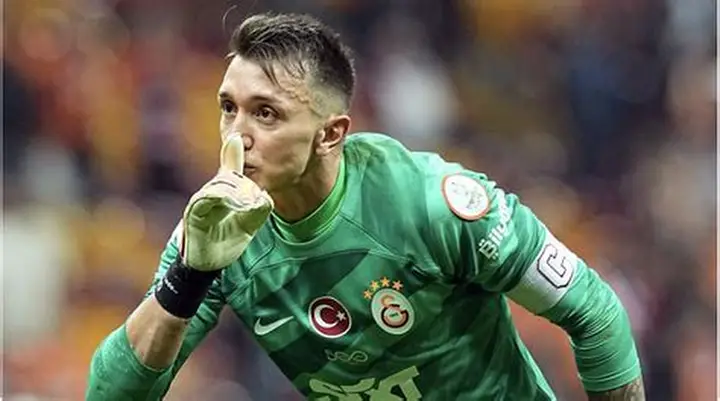 Muslera’ya Şok Ceza: Arjantin’de Protesto Geri Tepti!