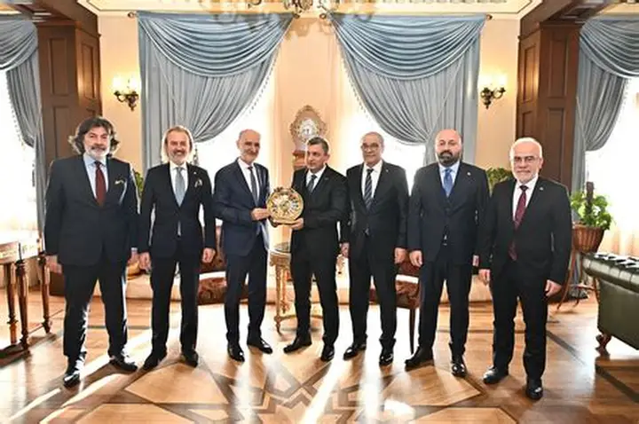 Antalya Valiliği’nden Kritik Uyarı: Akdeniz Fırtınaya Hazır!