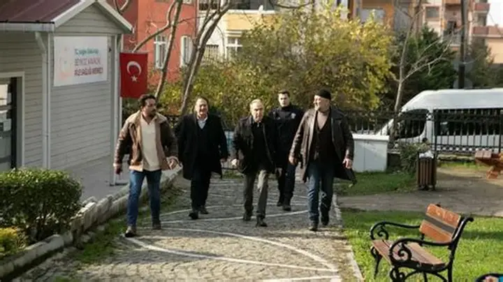 Arka Sokaklar 733. Bölüm: Ali, Efe İçin Gözünü Karartıyor!