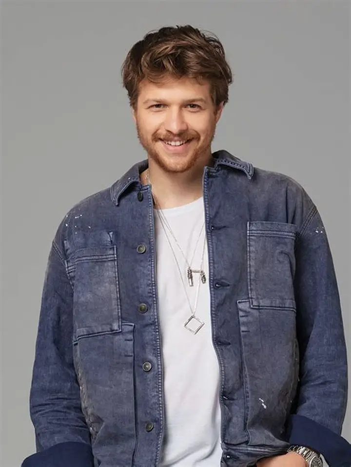 Burak Yörük Kimdir? O Ses Türkiye Yılbaşı Performansı ve Kariyeri