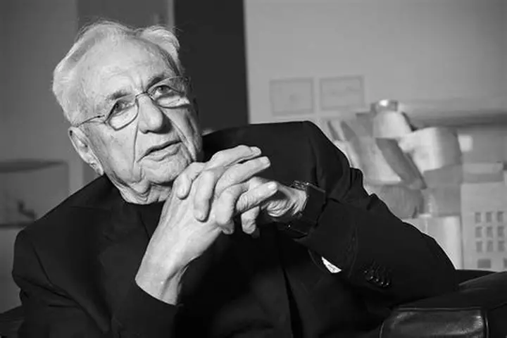 Mimar Frank Gehry Vefat Etti: Yapılarındaki Deha Mirası