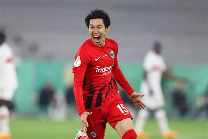 Beşiktaş’tan Savunma Hamlesi: Kehrer ve Smolcic Gündemde!