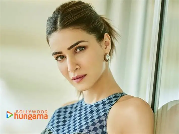 Kriti Sanon ve Tere Ishk Mein: Gişede Yarış ve Viral Diyaloglar