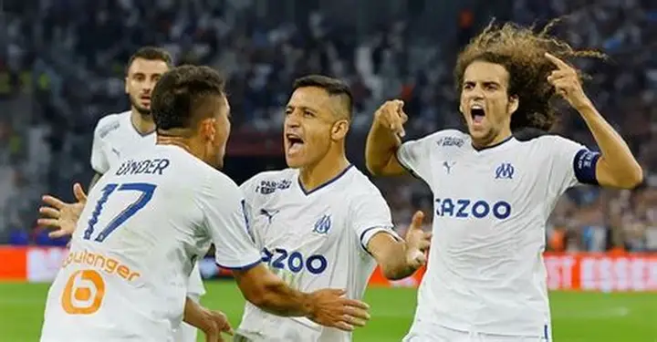 Lille-Marsilya Maçı: Şampiyonluk Ateşi, Berke Özer Sahada!