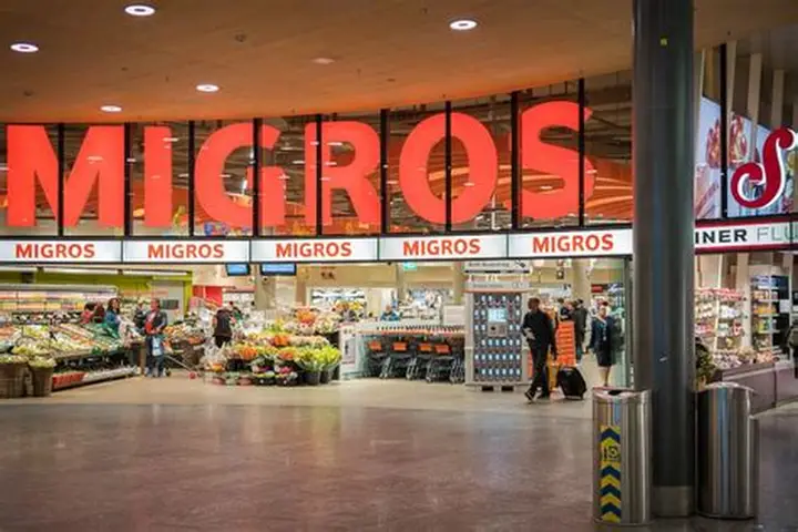 Migros ve BİM Hisselerinde Sert Düşüş: Piyasa Alarm Verdi