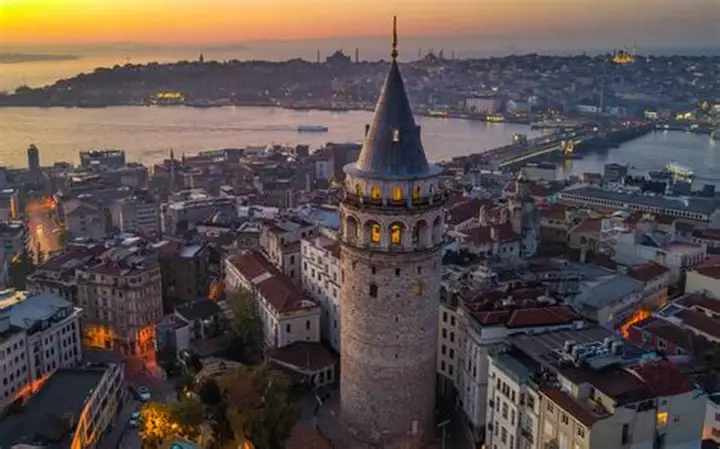 Galata Kulesi’nin Gölgesinde Filistin İçin Büyük Yürüyüş